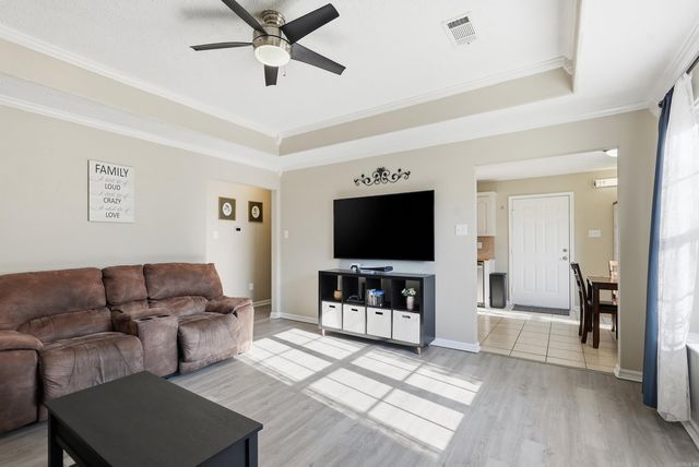 15 Griffin St, Ward, AR 72176