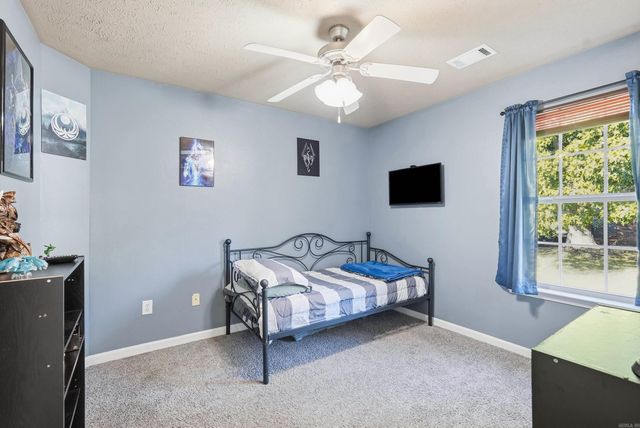 15 Griffin St, Ward, AR 72176