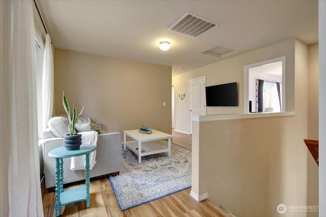 5488 Buckhorn Way, Mount Vernon, WA 98273