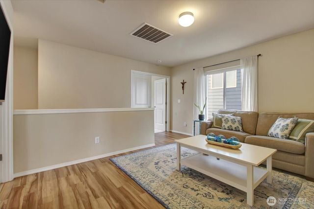 5488 Buckhorn Way, Mount Vernon, WA 98273