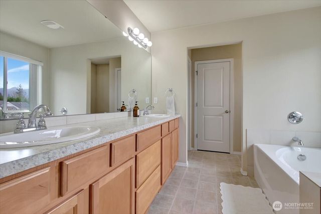 5488 Buckhorn Way, Mount Vernon, WA 98273