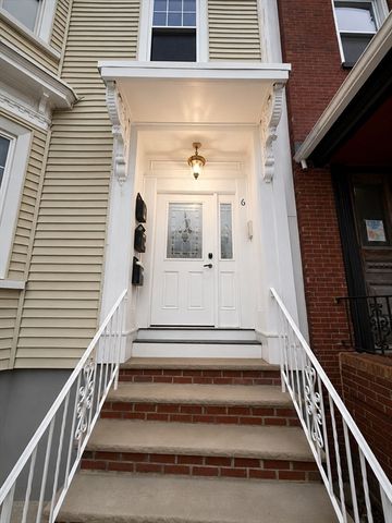 6 Vinton 2, Boston, MA 02127