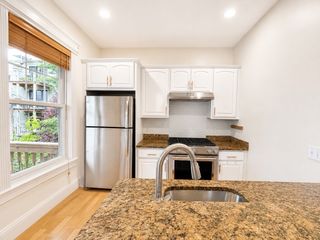 6 Vinton 2, Boston, MA 02127