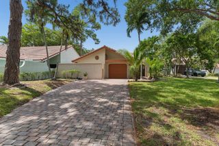 2100 NW 16th Street, Delray Beach, FL 33445