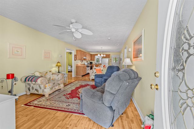 3406 Turner St., North Myrtle Beach, SC 29582