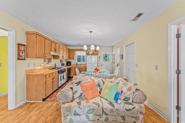3406 Turner St., North Myrtle Beach, SC 29582