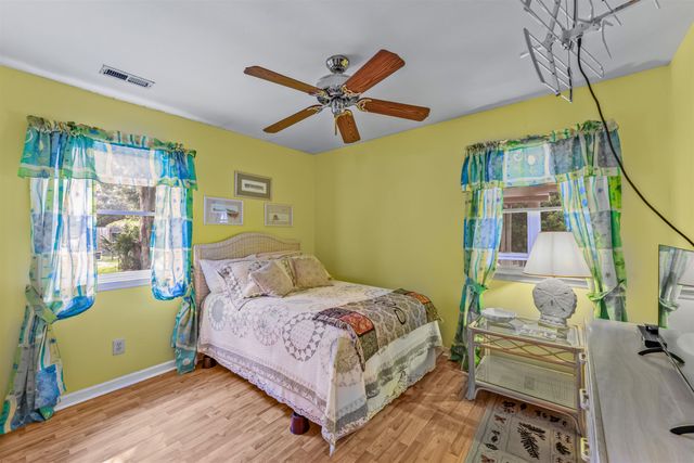 3406 Turner St., North Myrtle Beach, SC 29582