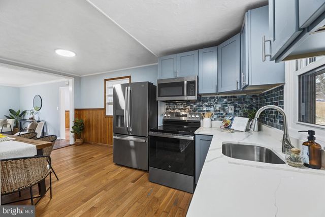 4104 MAPLE RD, Suitland, MD 20746