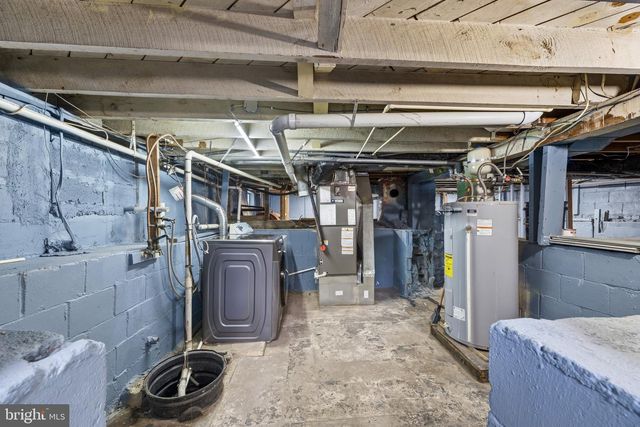 4104 MAPLE RD, Suitland, MD 20746