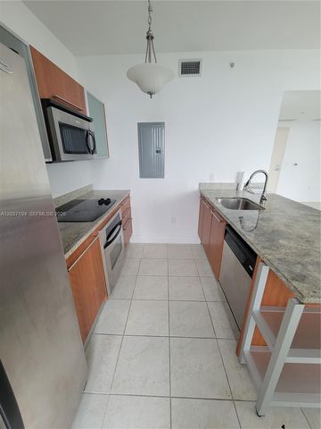 185 SW 7th Street 3500, Miami, FL 33130