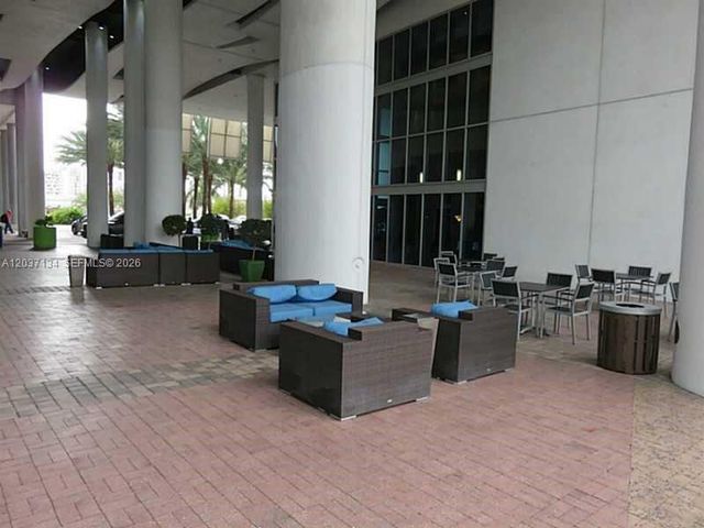 185 SW 7th Street 3500, Miami, FL 33130