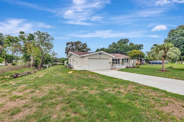 1100 58TH AVENUE S, St Petersburg, FL 33705
