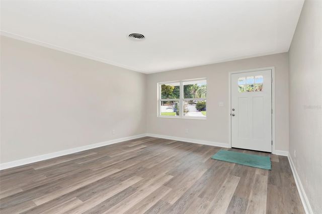 1100 58TH AVENUE S, St Petersburg, FL 33705