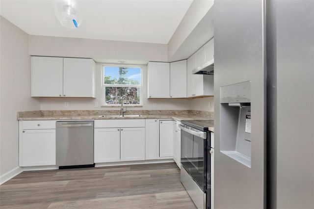 1100 58TH AVENUE S, St Petersburg, FL 33705