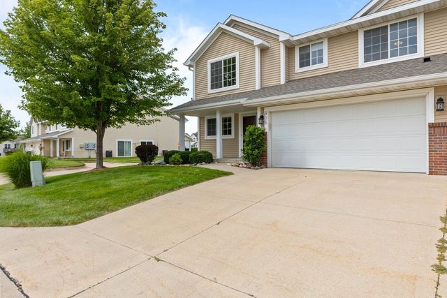 806 SE White Oak Lane, Waukee, IA 50263