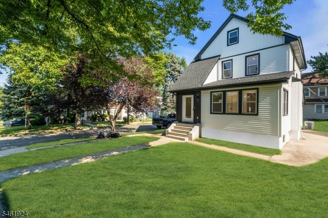 17 S Midland Ave, Kearny Town, NJ 07032
