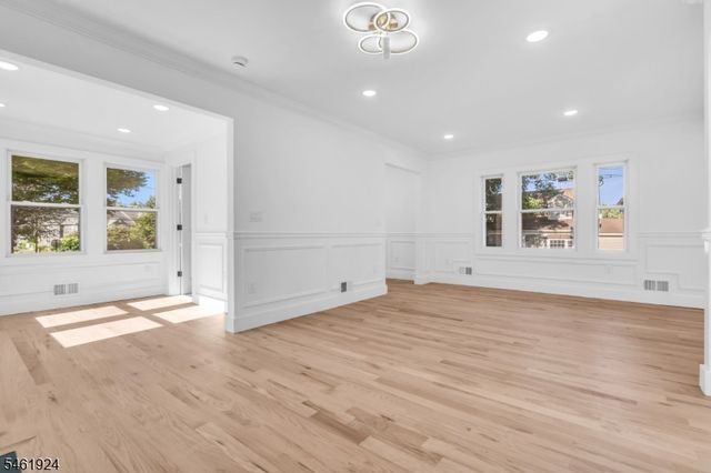 17 S Midland Ave, Kearny Town, NJ 07032