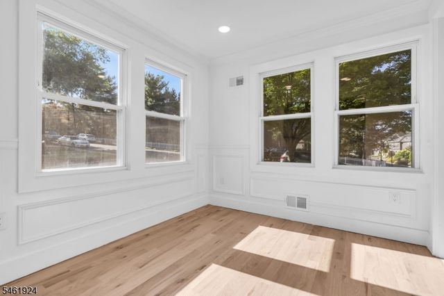 17 S Midland Ave, Kearny Town, NJ 07032