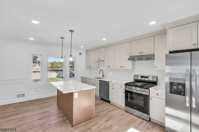 17 S Midland Ave, Kearny Town, NJ 07032