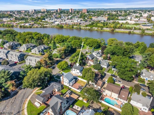 17 S Midland Ave, Kearny Town, NJ 07032