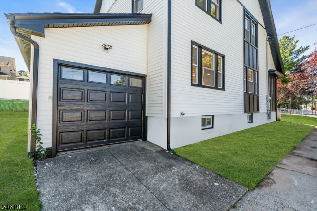 17 S Midland Ave, Kearny Town, NJ 07032 — photo 4