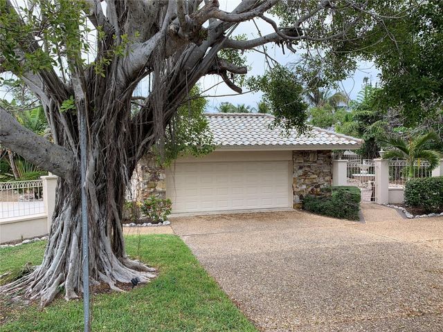 4839 PRIMROSE PATH, Sarasota, FL 34242