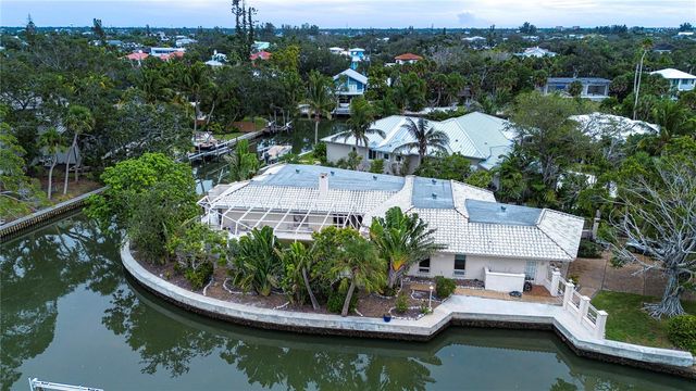 4839 PRIMROSE PATH, Sarasota, FL 34242