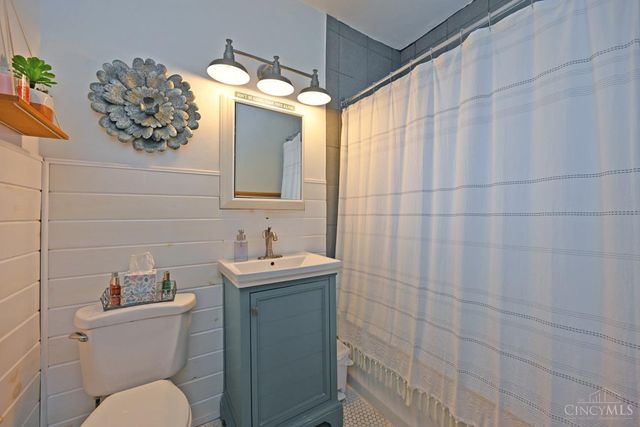 134 Oak Street, Loveland, OH 45140