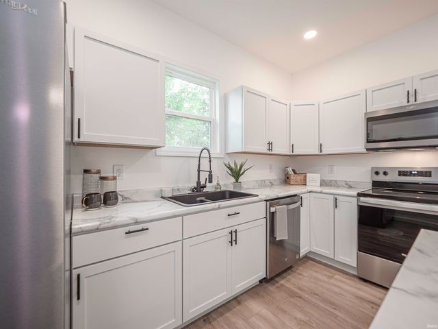 857 Bellemeade Avenue, Evansville, IN 47713