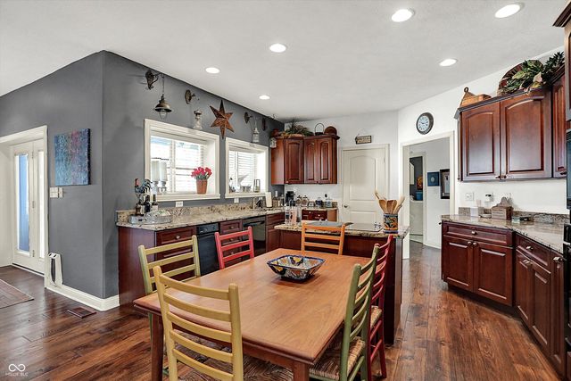 7241 Rooses Drive, Indianapolis, IN 46217