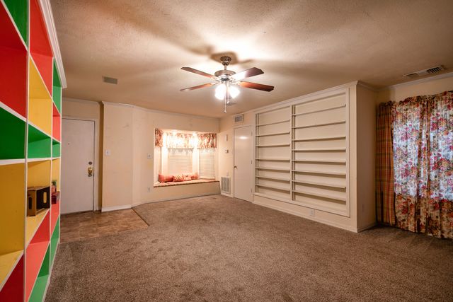 5731 Mona Lane, Dallas, TX 75236