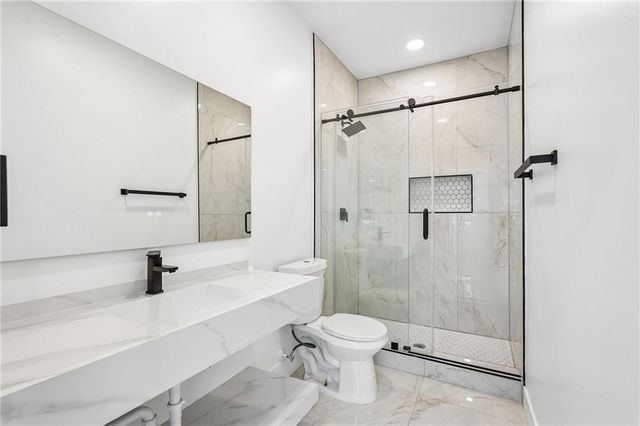 994 Katherwood Drive SW, Atlanta, GA 30310