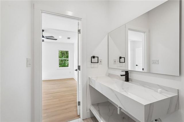 994 Katherwood Drive SW, Atlanta, GA 30310