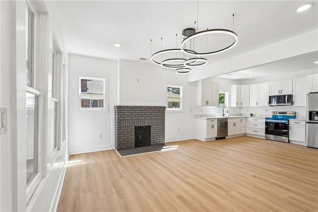 994 Katherwood Drive SW, Atlanta, GA 30310