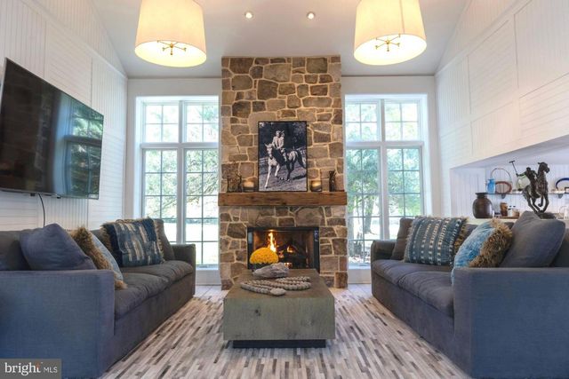 5966 MECHANICSVILLE RD, New Hope, PA 18938