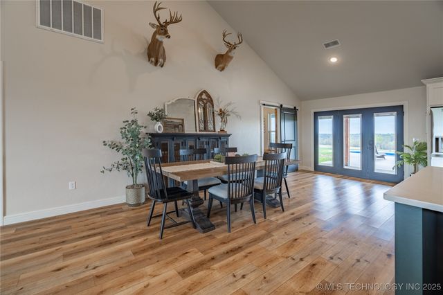 10189 Muncrief Road, Kingston, OK 73439