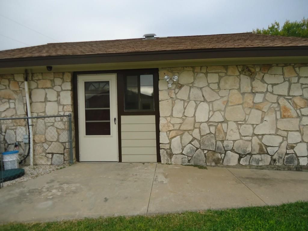6 Fairview DR, Round Rock, TX 78665