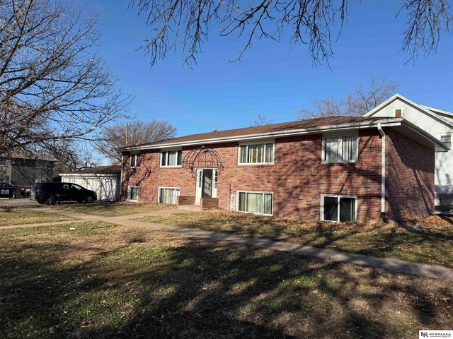 2930 N Street, Lincoln, NE 68510