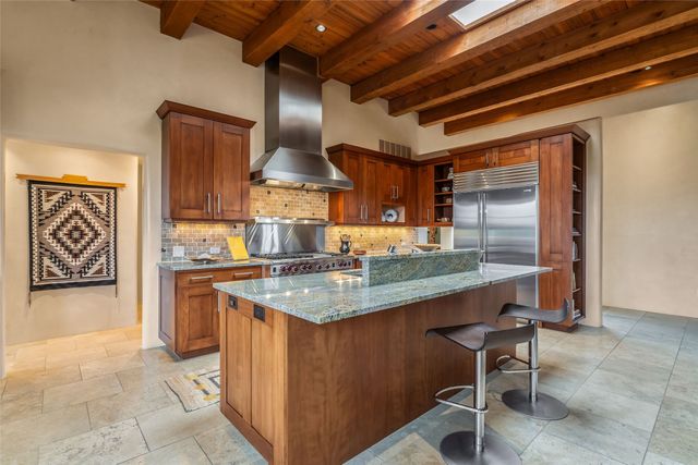 12 E Golden Eagle, Santa Fe, NM 87506