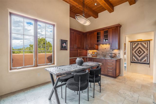12 E Golden Eagle, Santa Fe, NM 87506