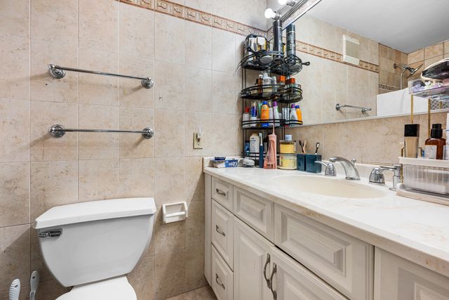474 Revere Beach Blvd 202, Revere, MA 02151