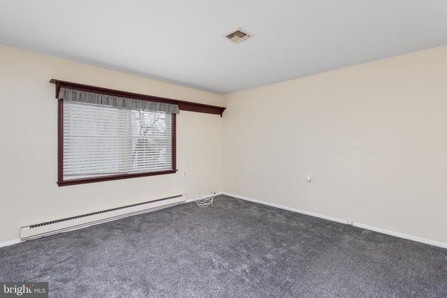 47 CHATHAM PL, Southampton, NJ 08088