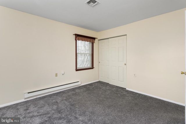 47 CHATHAM PL, Southampton, NJ 08088