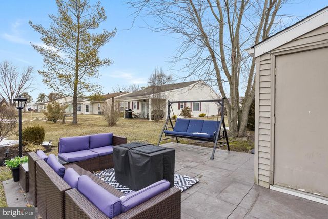 47 CHATHAM PL, Southampton, NJ 08088