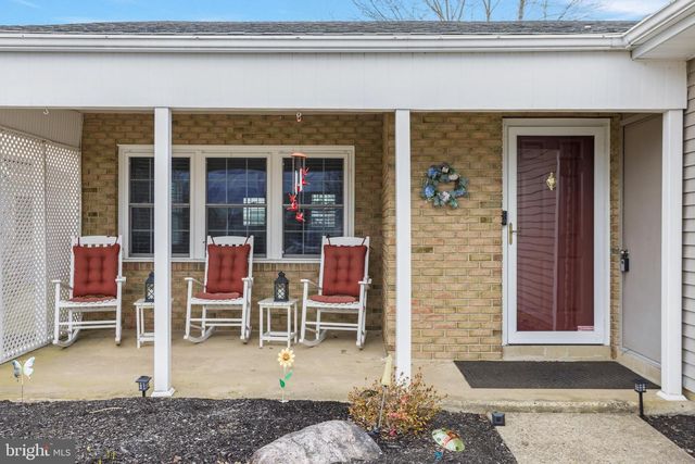 47 CHATHAM PL, Southampton, NJ 08088