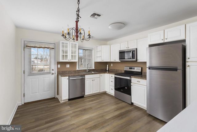 47 CHATHAM PL, Southampton, NJ 08088