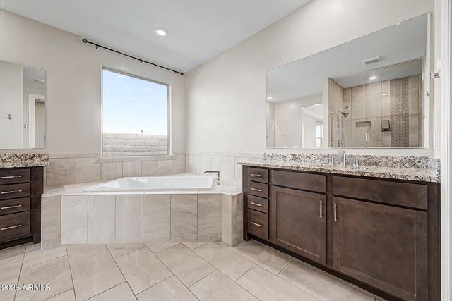 18236 W SANDLEWOOD Drive, Goodyear, AZ 85338
