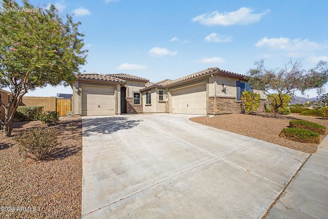 18236 W SANDLEWOOD Drive, Goodyear, AZ 85338