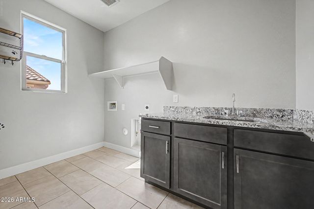 18236 W SANDLEWOOD Drive, Goodyear, AZ 85338