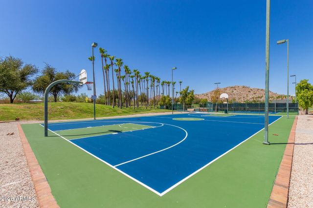 18236 W SANDLEWOOD Drive, Goodyear, AZ 85338